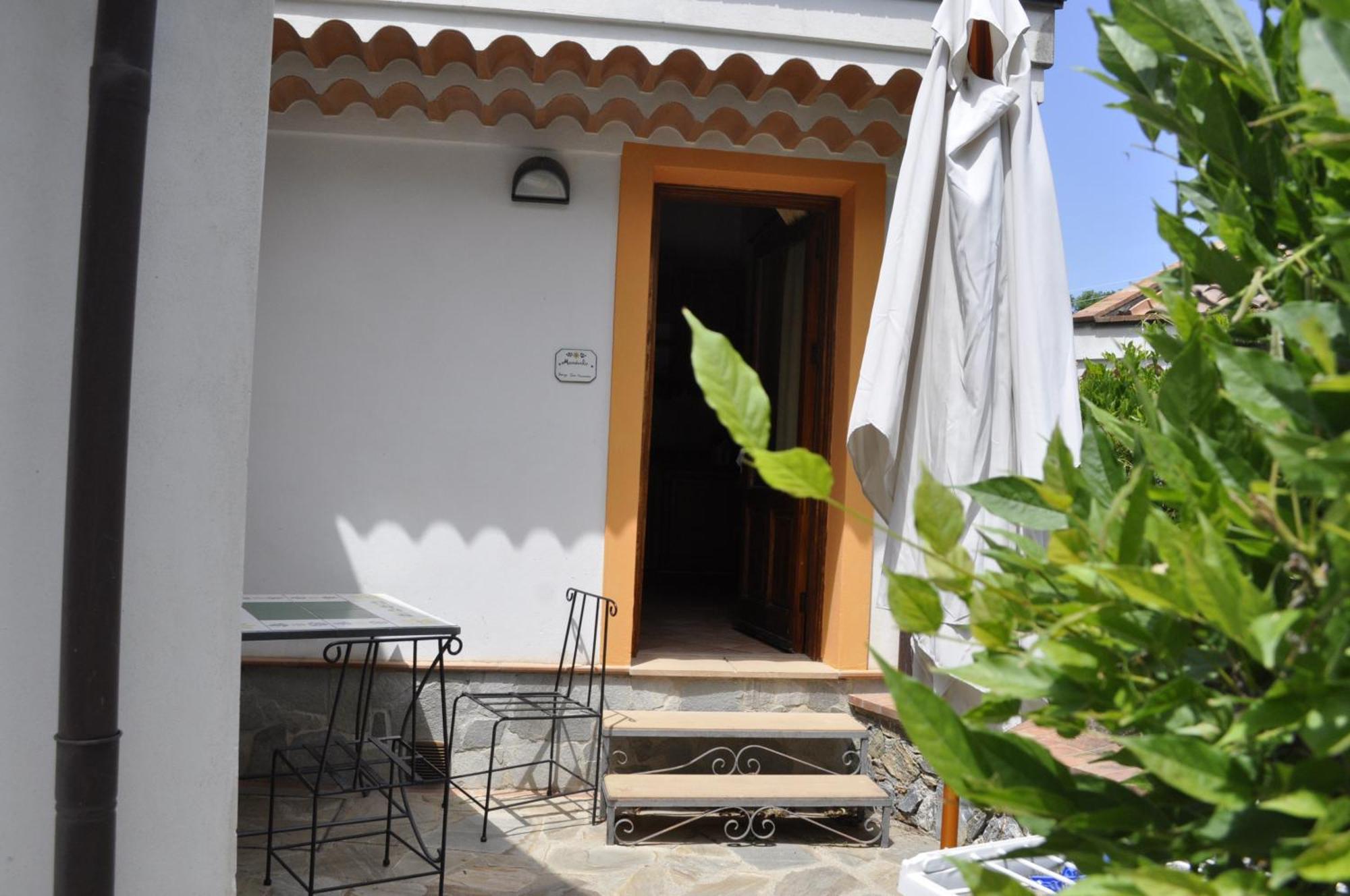 Borgo San Francesco Hotell Gioiosa Marea Rum bild