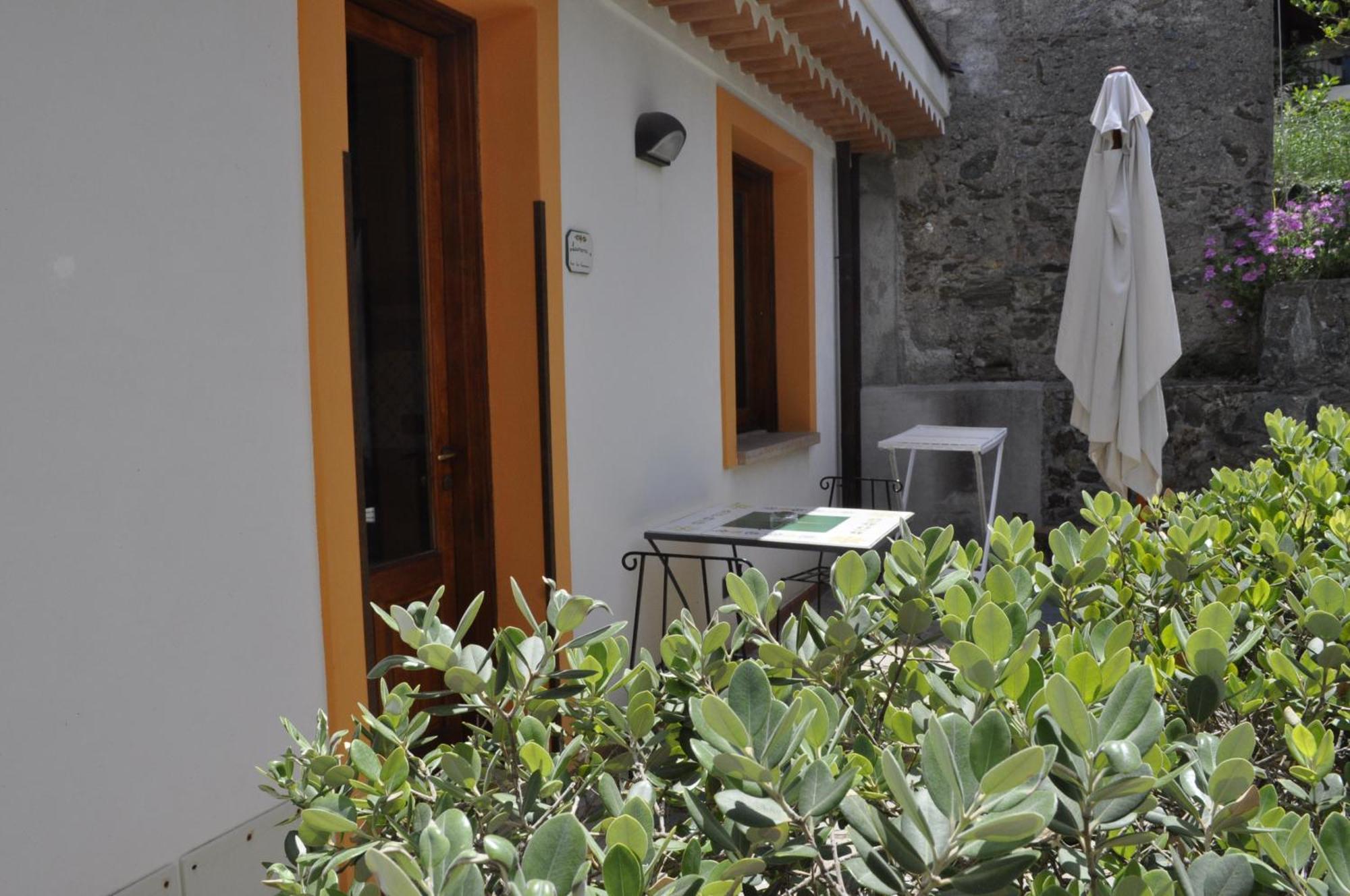 Borgo San Francesco Hotell Gioiosa Marea Rum bild